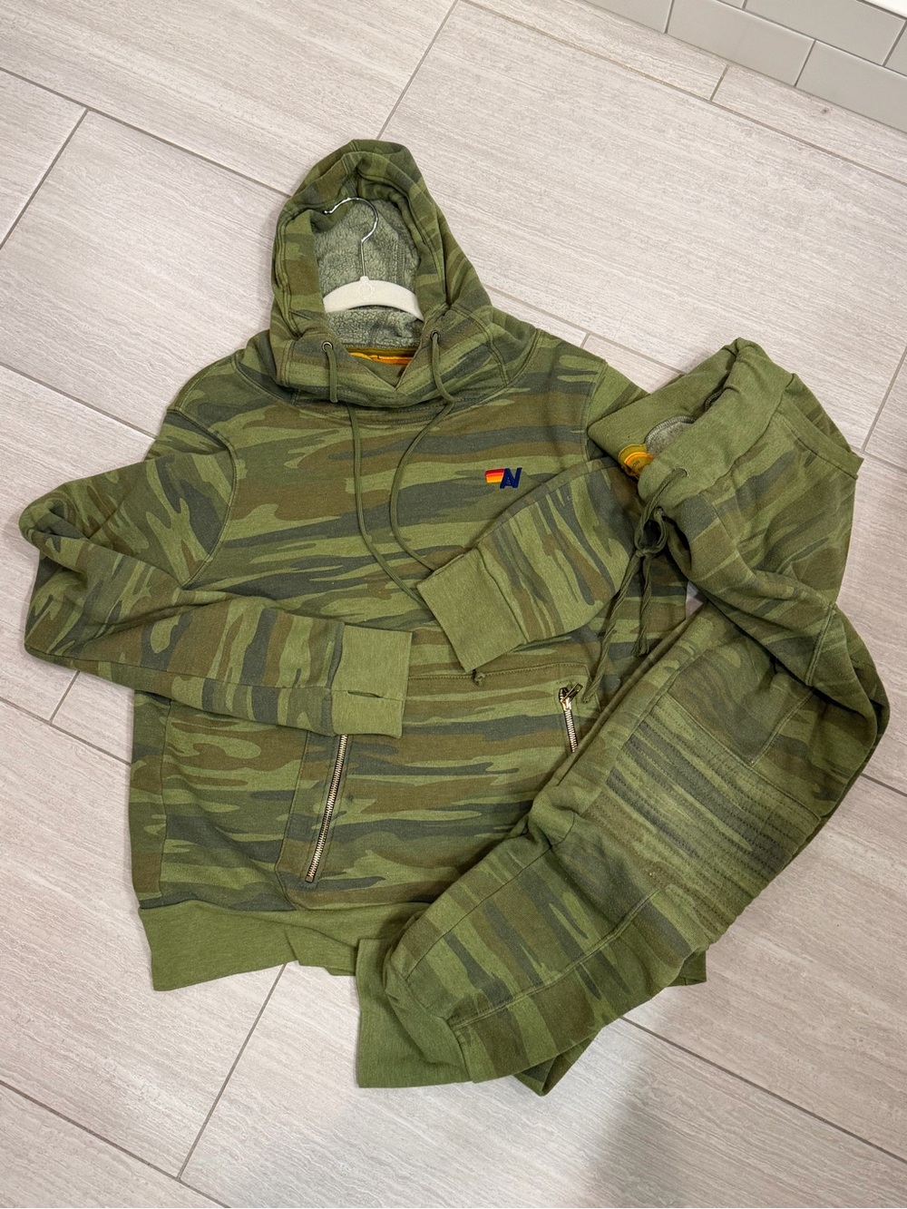 Aviator Nation moto Ninja Men's Green Camo Jogger set